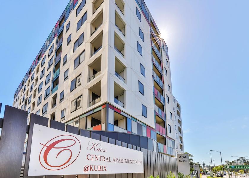Victoria Melbourne Exterior