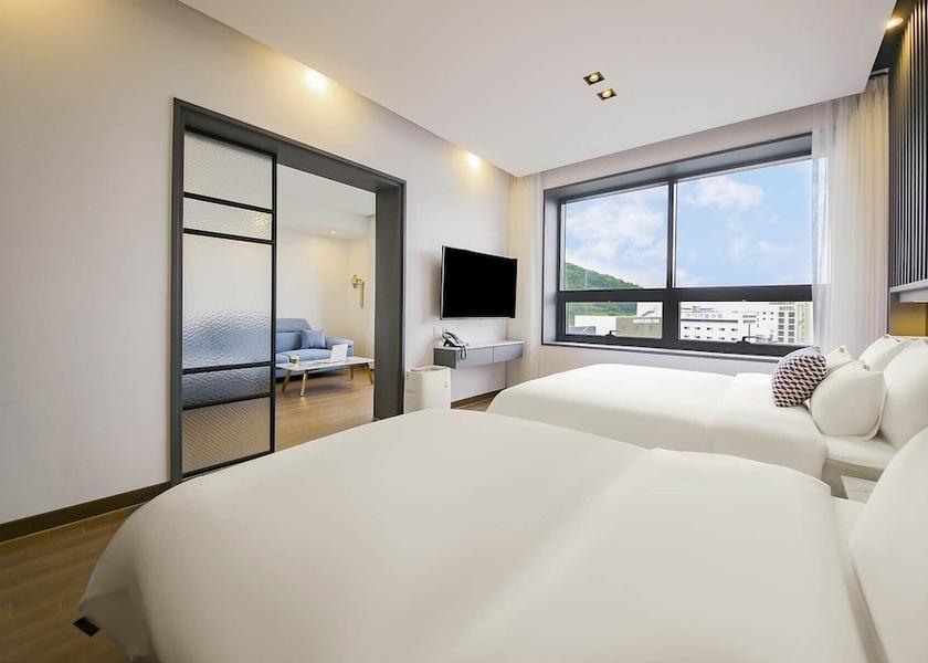South Jeolla Mokpo Room
