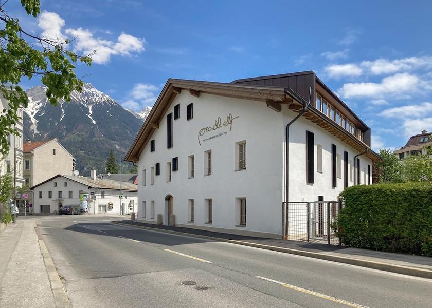Tyrol Innsbruck Front of property