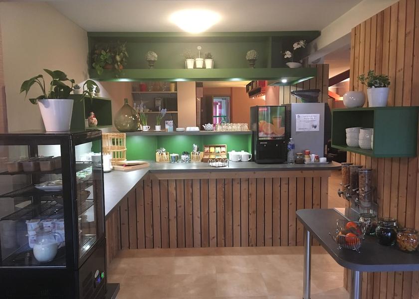 Occitanie Mende Breakfast buffet