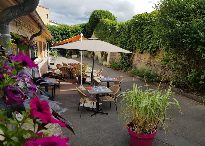 Auvergne-Rhône-Alpes Clermont-Ferrand Restaurant