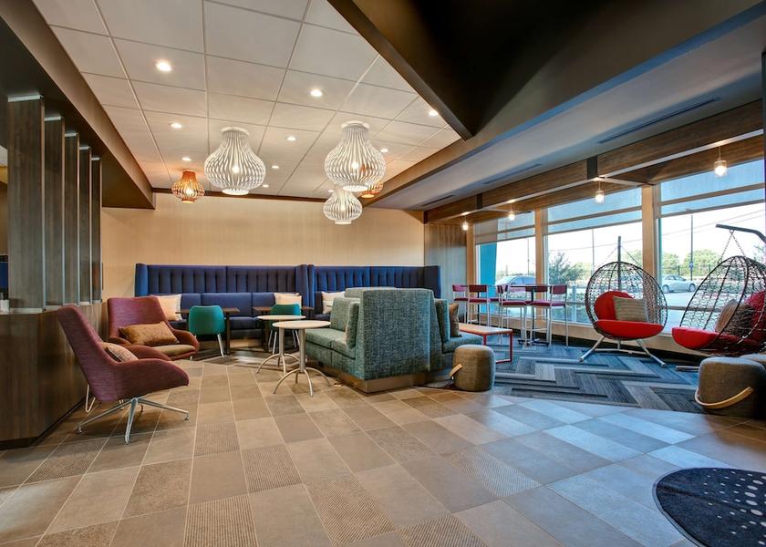 Texas Grand Prairie Lobby