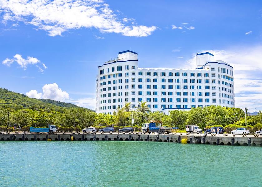 Pingtung County Checheng Front of property