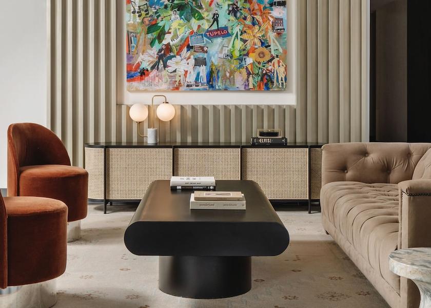 Mississippi Tupelo Lobby