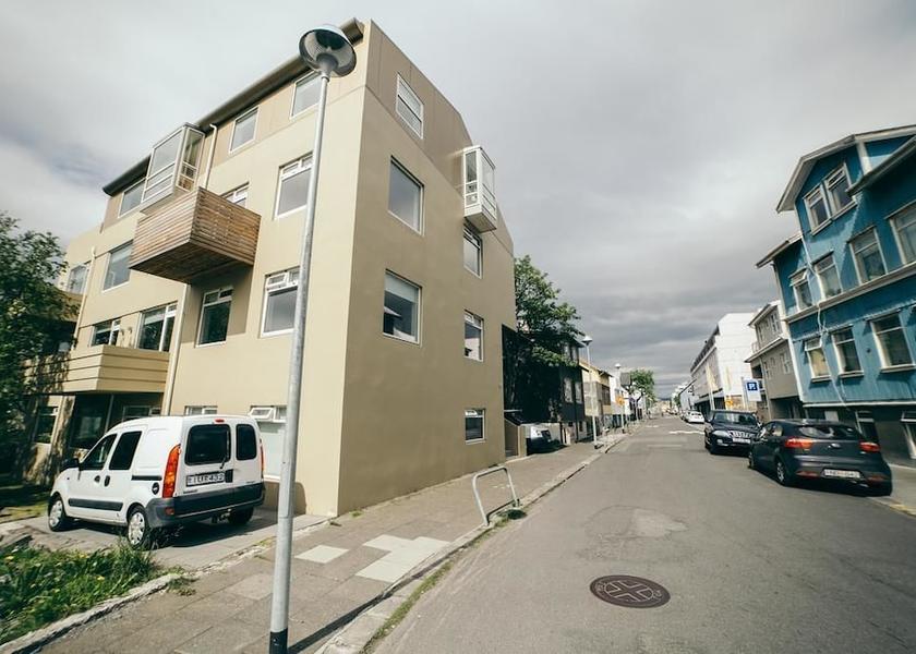 Southern Peninsula Reykjavik Facade