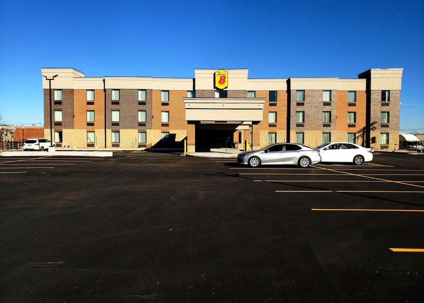 Missouri St. Louis Front of property