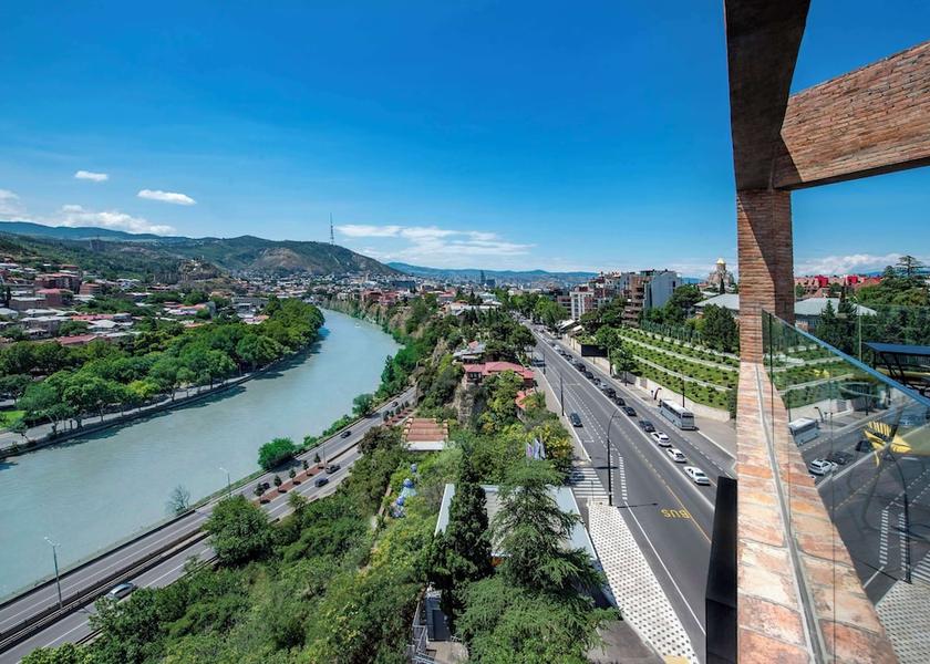  Tbilisi Restaurant