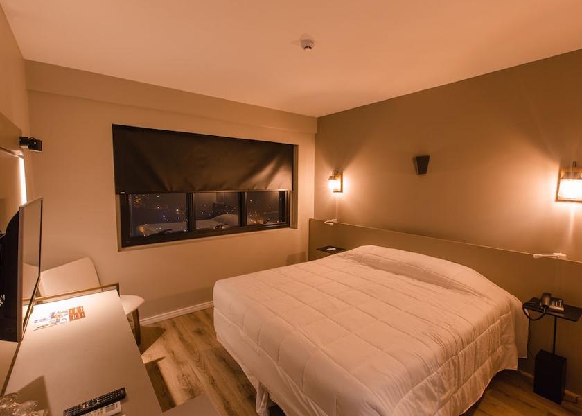 Oregon Garibaldi Room