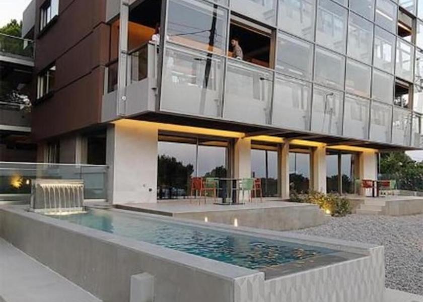 Attica Saronikos Exterior Detail