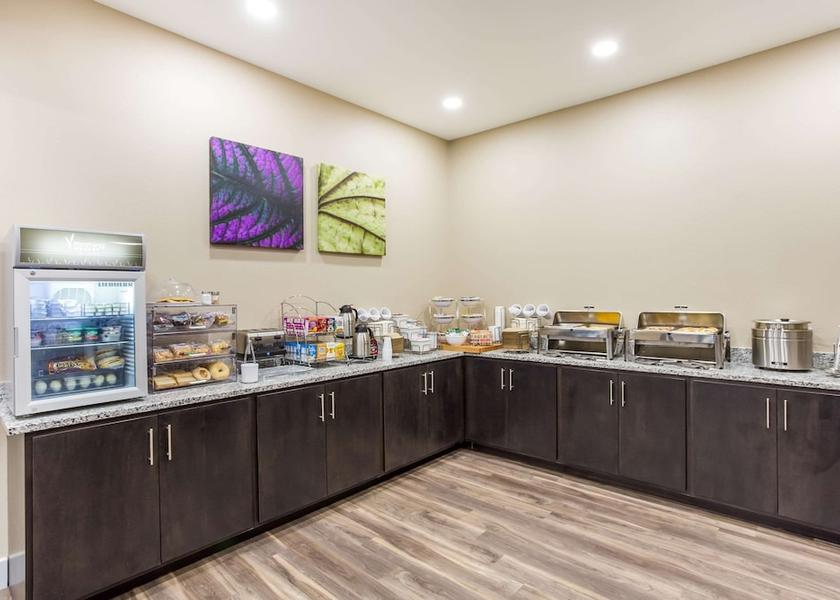 Ohio Logan Breakfast Area