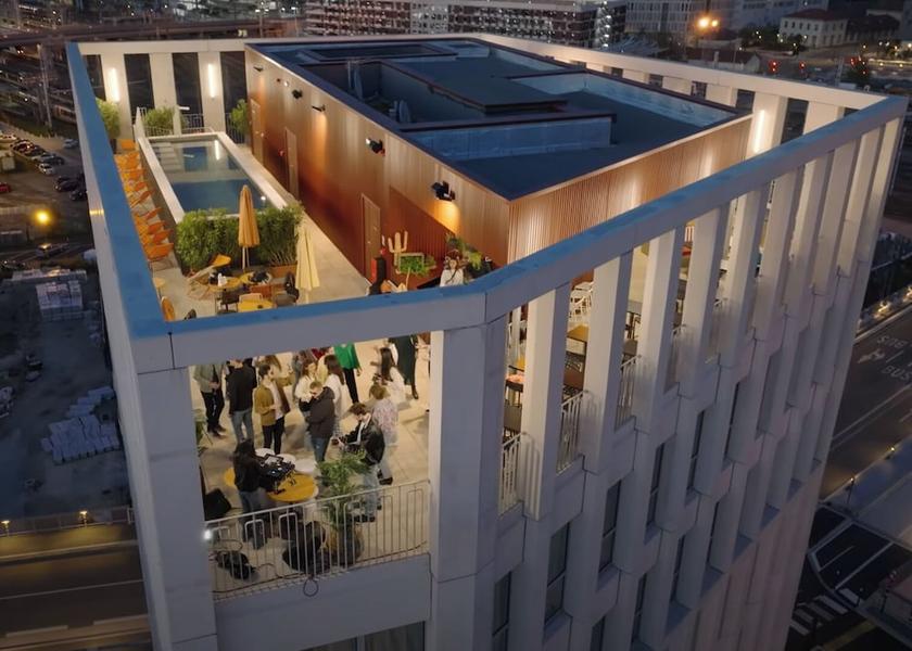 Nouvelle-Aquitaine Bordeaux Pool