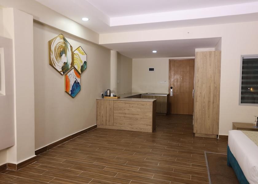  Mlolongo Room