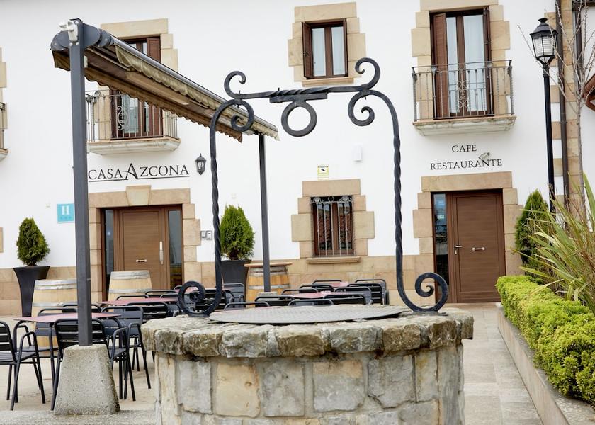 Navarre Zizur Mayor Exterior Detail