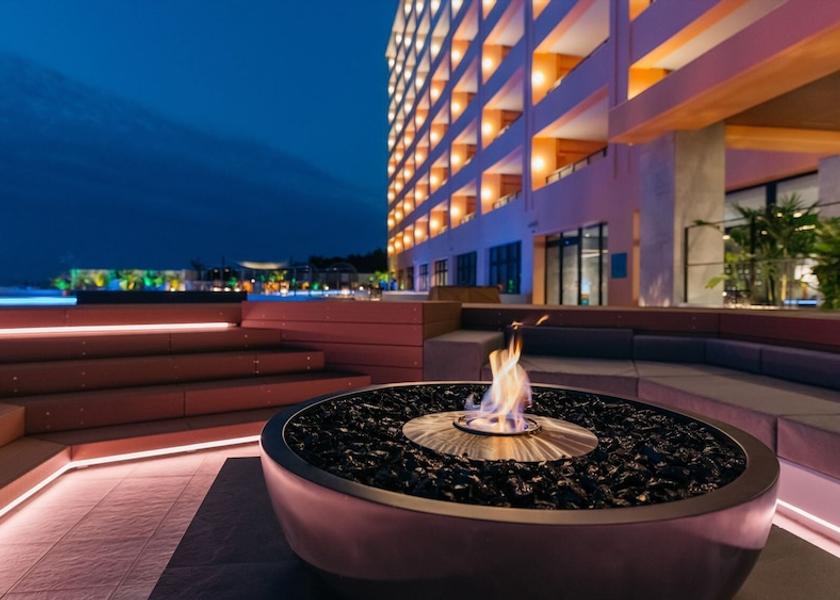 Okinawa Onna Terrace