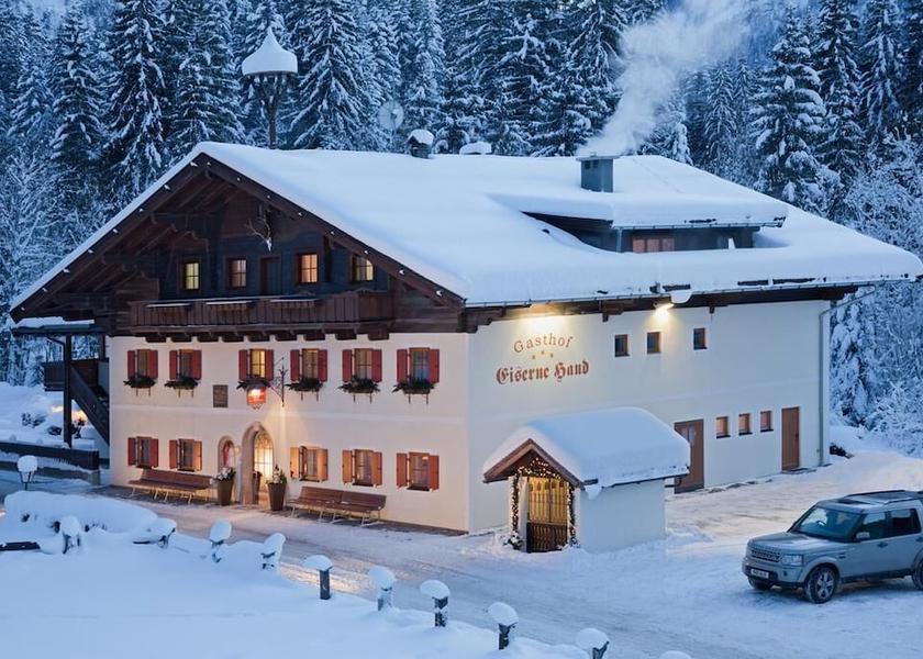 Tyrol Fieberbrunn Facade