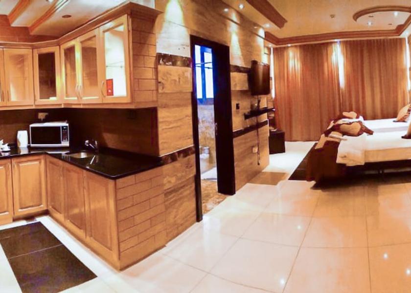  Amman Room