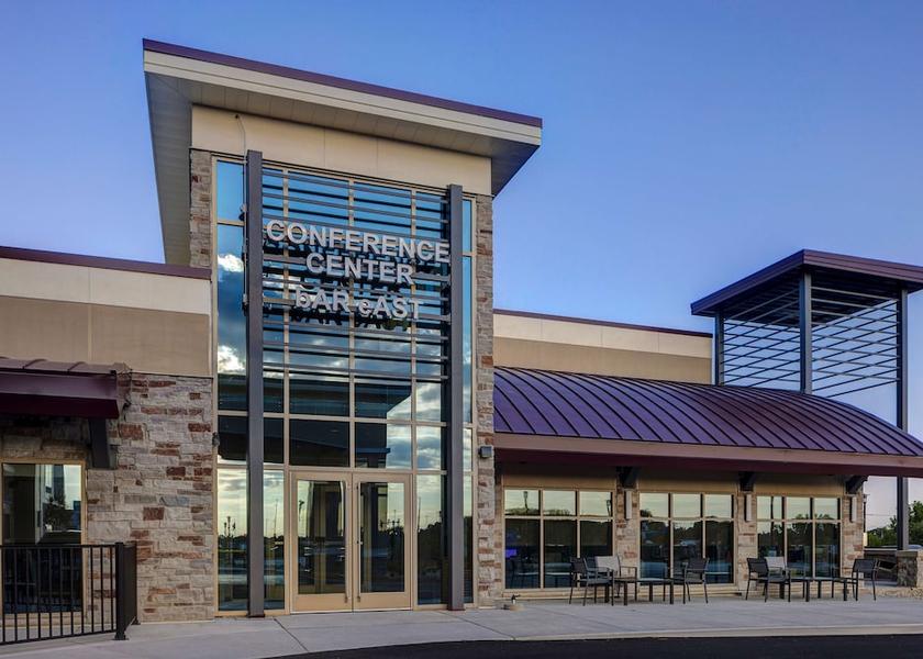 Wisconsin Oak Creek Exterior Detail