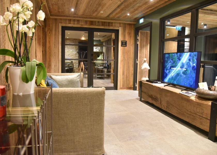 Auvergne-Rhone-Alpes Val-d'Isere Reception