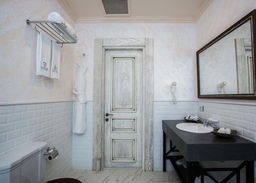  Baku Bathroom