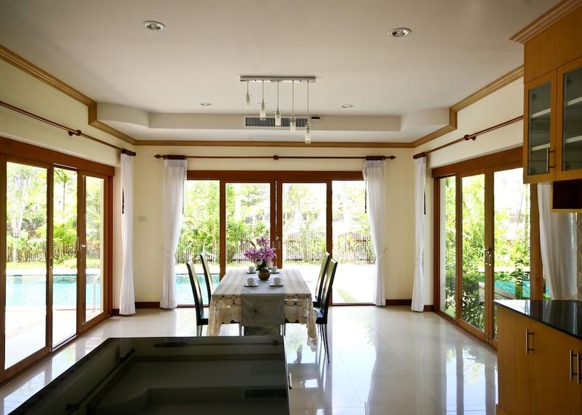 Phuket Province Choeng Thale In-room dining