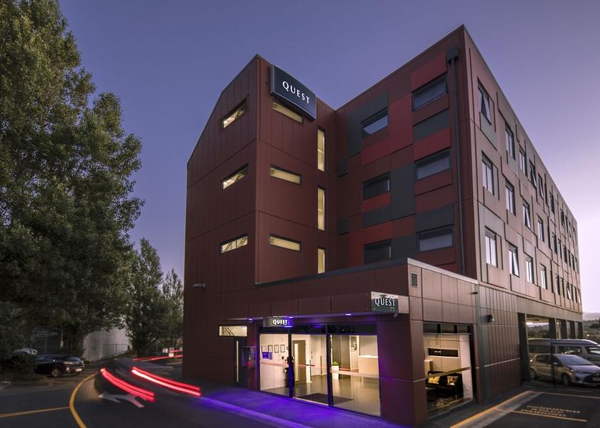 Auckland Region Albany Facade
