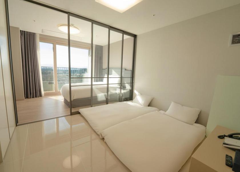 Gangwon Sokcho Deluxe Ondol Room
