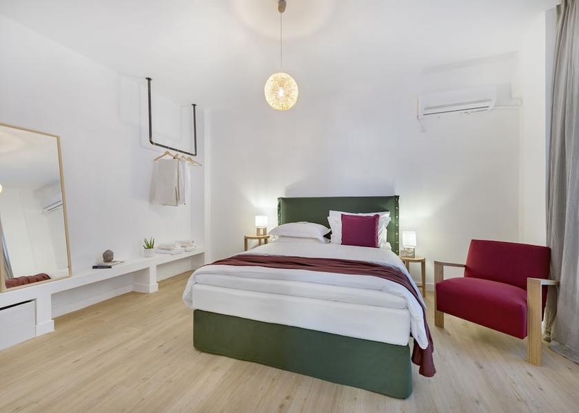 Attica Piraeus Room