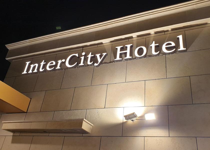 South Gyeongsang Changwon Hotel Exterior