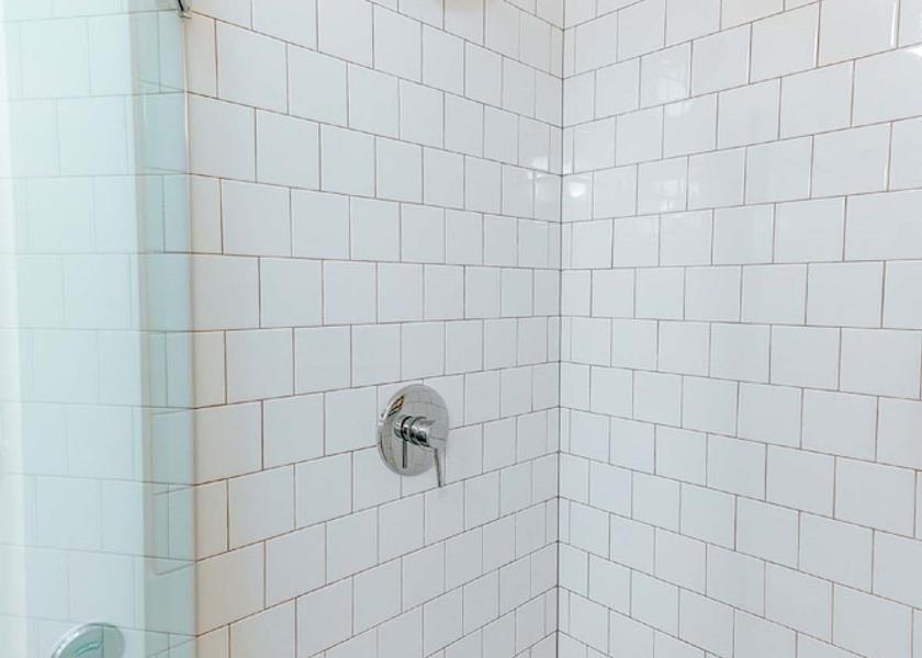 Georgia Jackson Bathroom