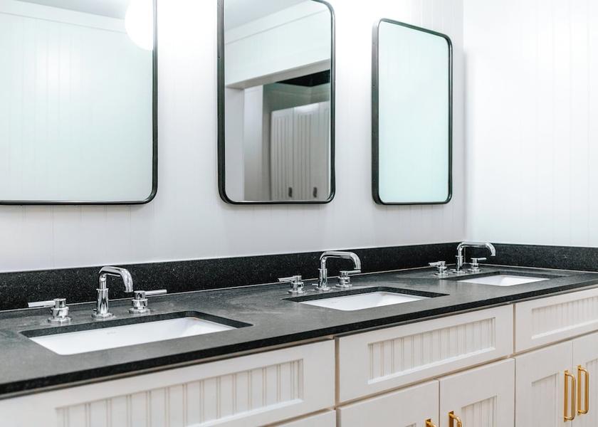 Georgia Jackson Bathroom