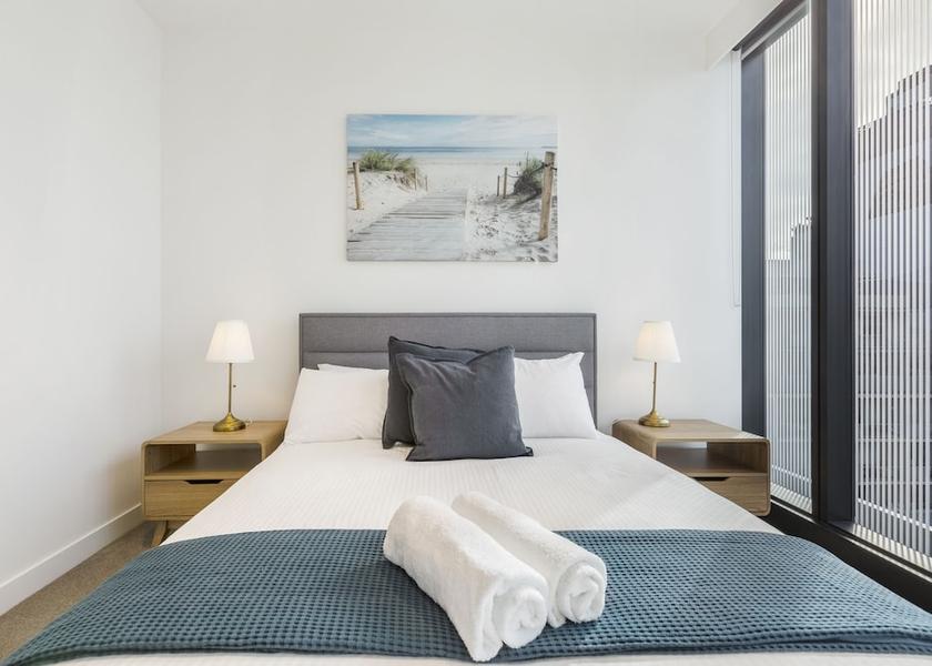 Victoria South Yarra Room