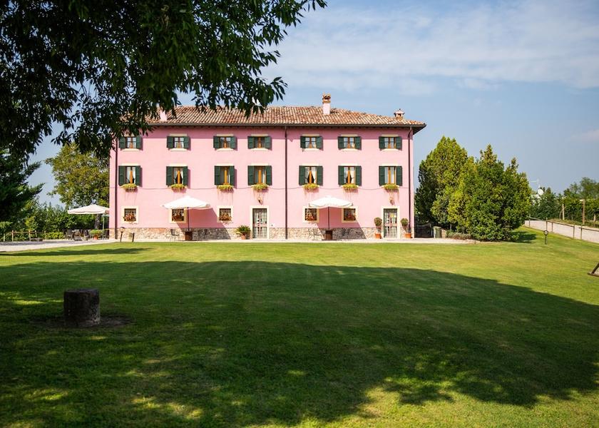 Veneto Sona Facade