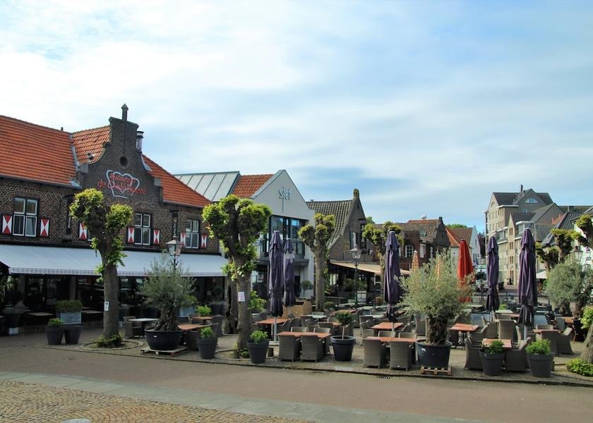 Limburg Arcen Front of property