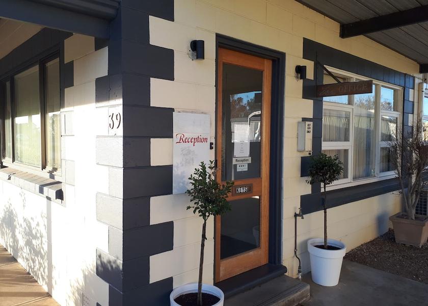 South Australia Tailem Bend Entrance