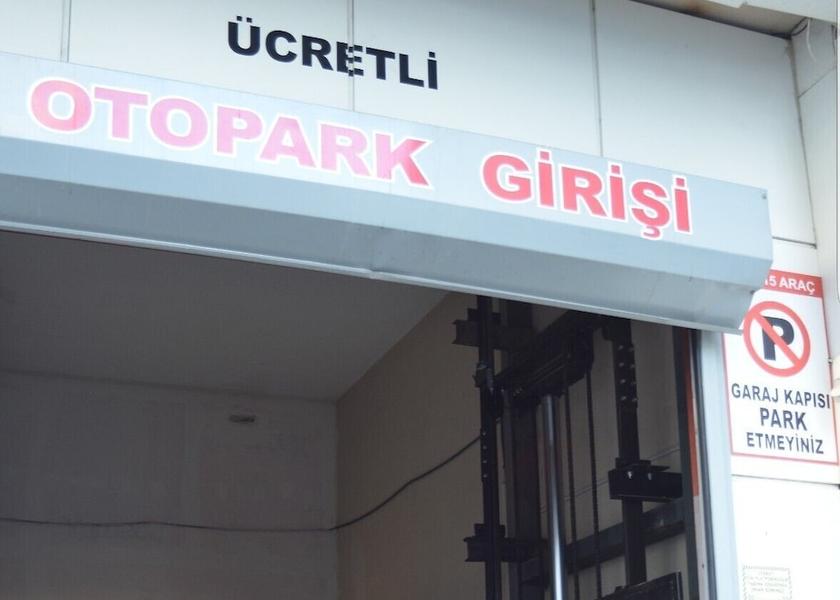 Izmir Izmir Parking