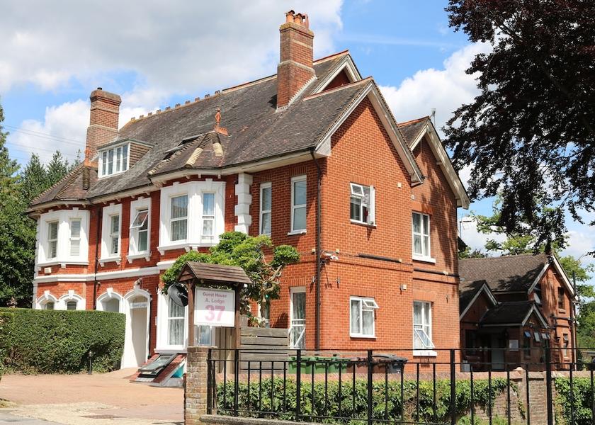 England Royal Tunbridge Wells Exterior Detail