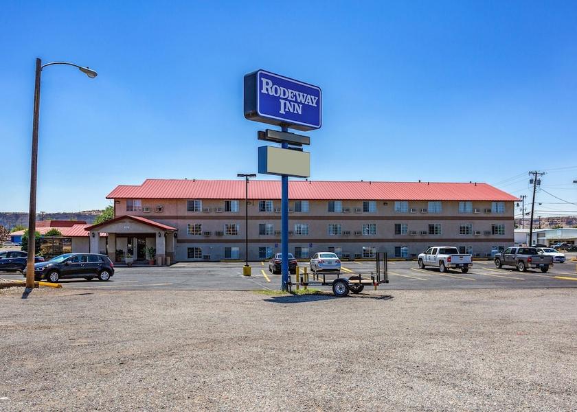 Connecticut Farmington Exterior Detail