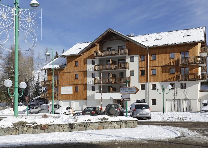 Auvergne-Rhone-Alpes Les Deux Alpes Exterior Detail