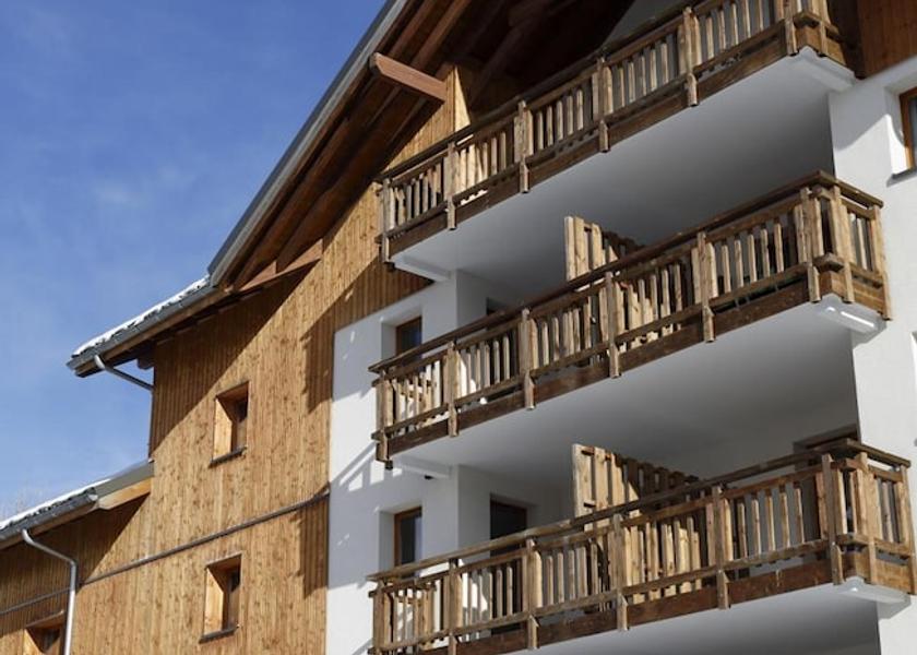 Auvergne-Rhône-Alpes Les Deux Alpes Exterior Detail