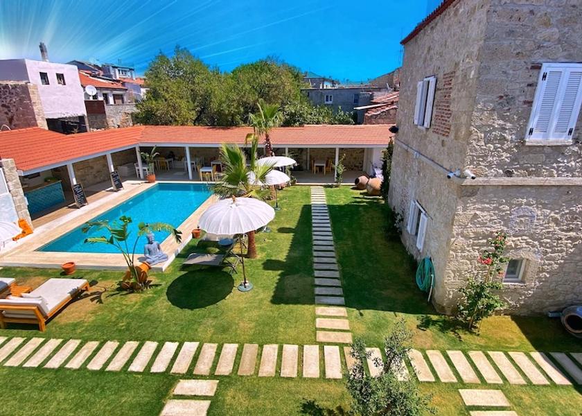 Izmir Çeşme Exterior Detail