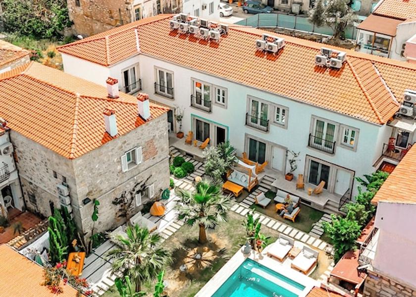 Izmir Çeşme Exterior Detail