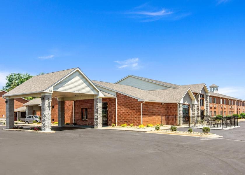 Arkansas Clarksville Exterior Detail