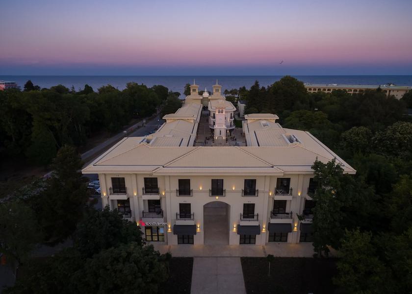  Varna Facade