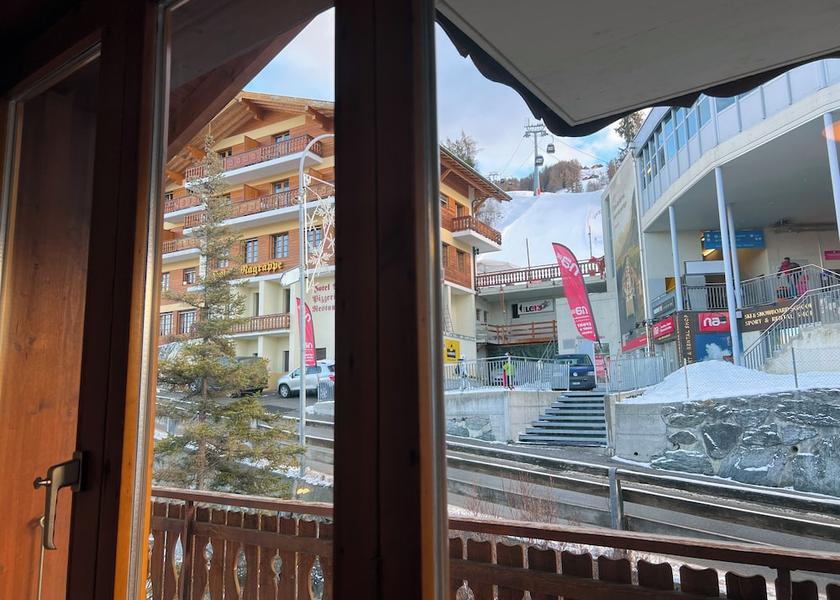 Valais Veysonnaz Room