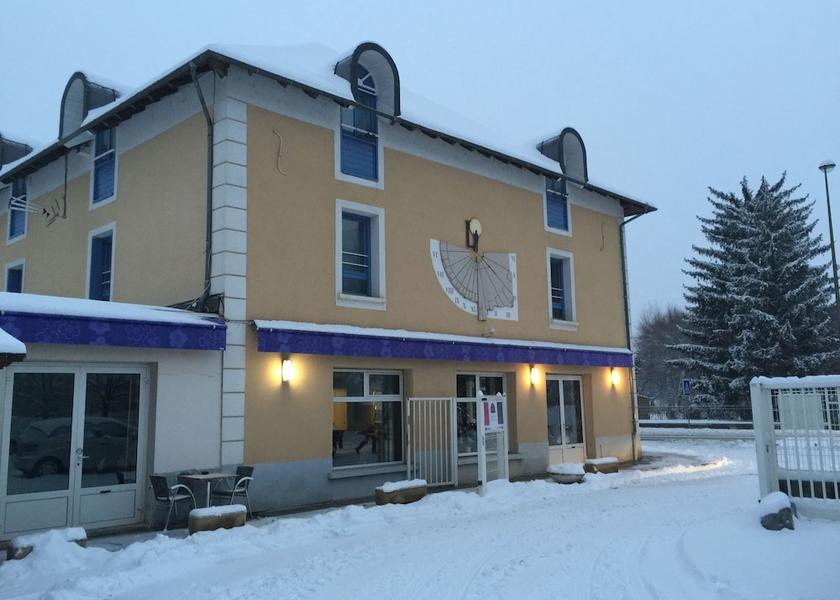 Provence - Alpes - Cote d'Azur Eygliers Facade