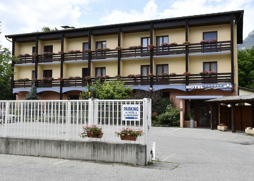 Provence - Alpes - Cote d'Azur Eygliers Facade