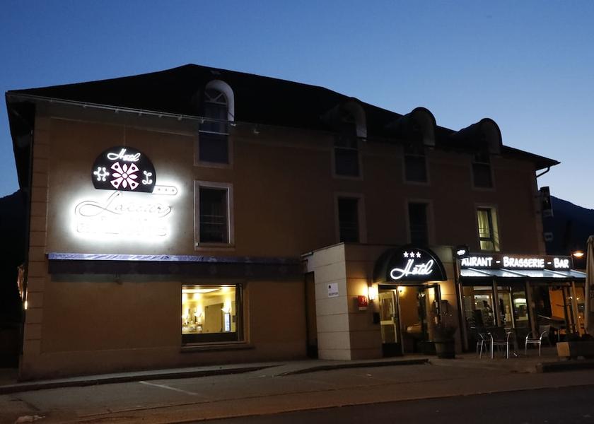 Provence - Alpes - Cote d'Azur Eygliers Facade