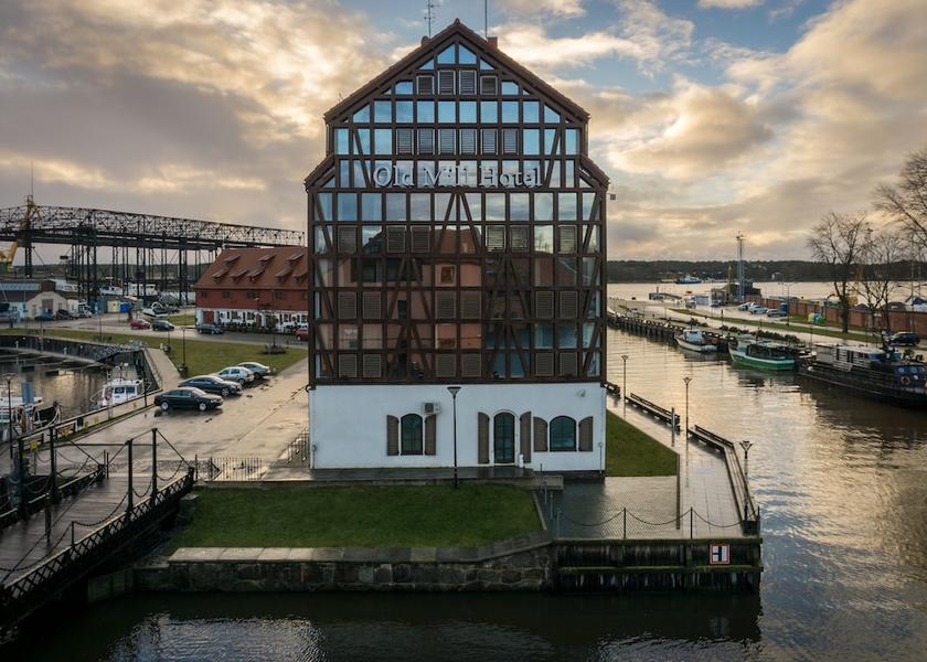  Klaipeda Exterior Detail