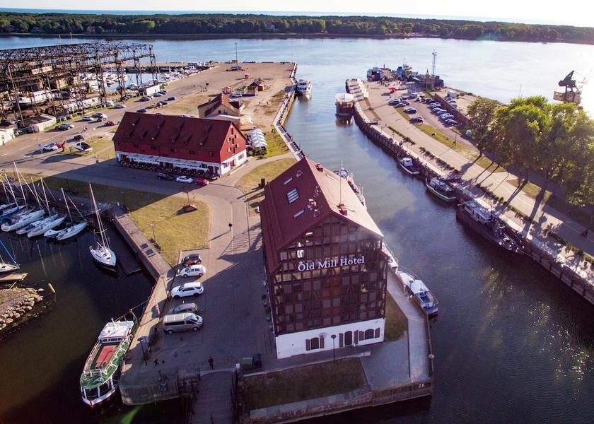  Klaipeda Exterior Detail