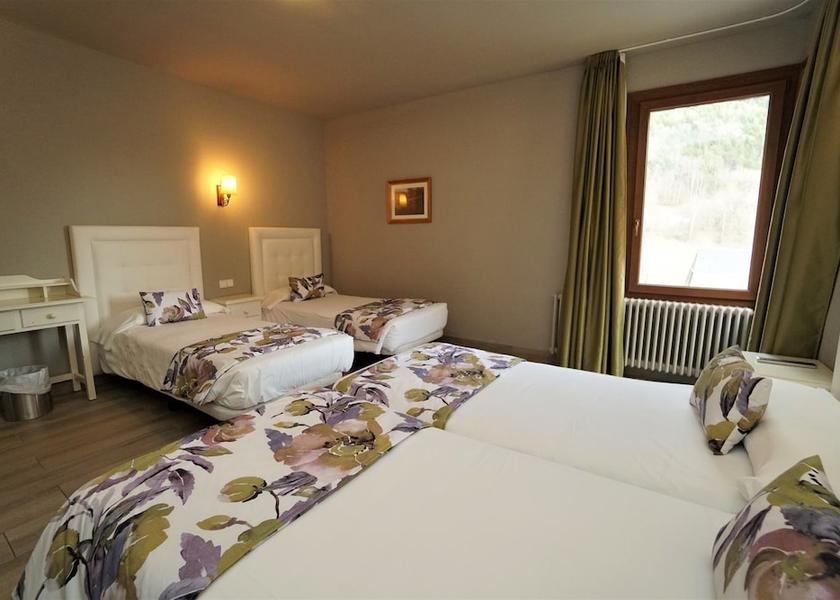  El Serrat Room